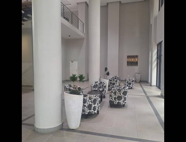 3 BEDROOM APARTMENT FOR SALE IN UMHLANGA RIDGE